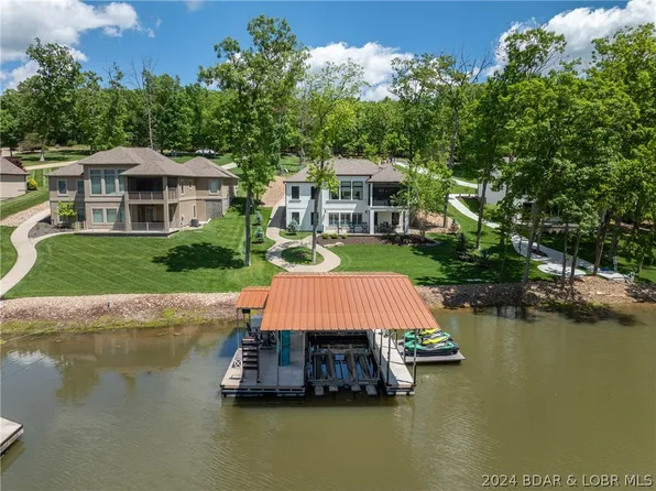1157 Muirfield Dr, Sunrise Beach, MO 65079