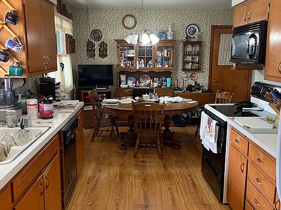 4th image of 2418 W Phoenix Ave