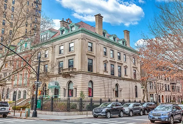 Rented by Brown Harris Stevens | media 34