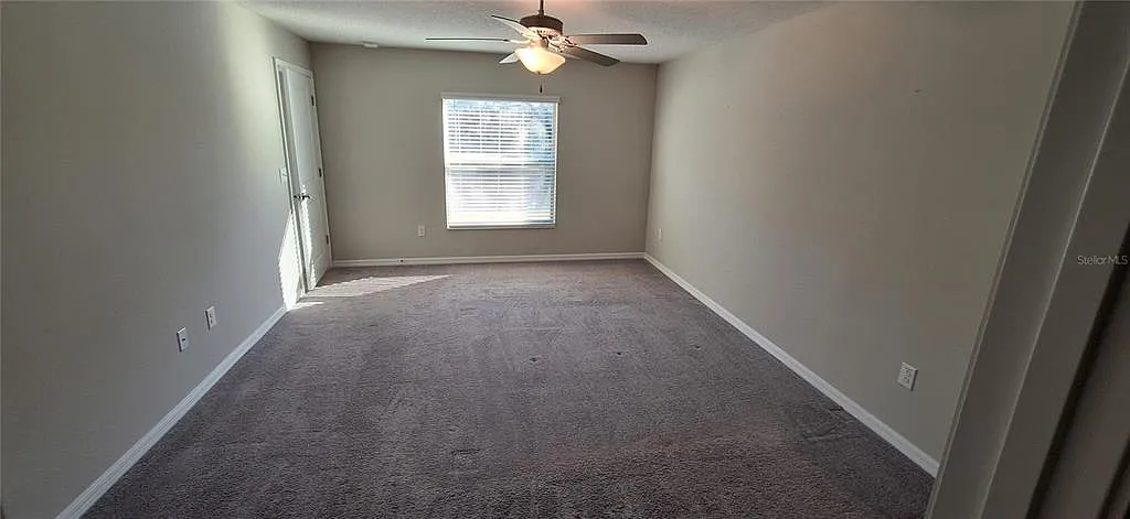 4 bed, 2.0 bath, 1936 sqft, $2,200 — Photo 3