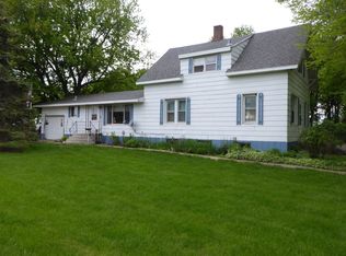 87885 490th Ave, Windom, MN 56101