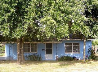 4 Colony Ave, Frostproof, FL 33843