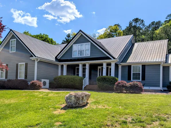 5683 Crooked Creek Dr, Ooltewah, TN 37363