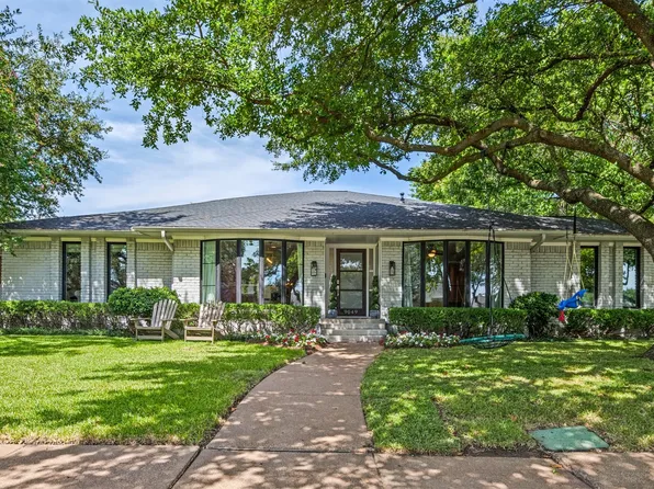 9049 Maguires Bridge Dr, Dallas, TX 75231