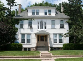 201 S Elm St #16876219, Champaign, IL 61820