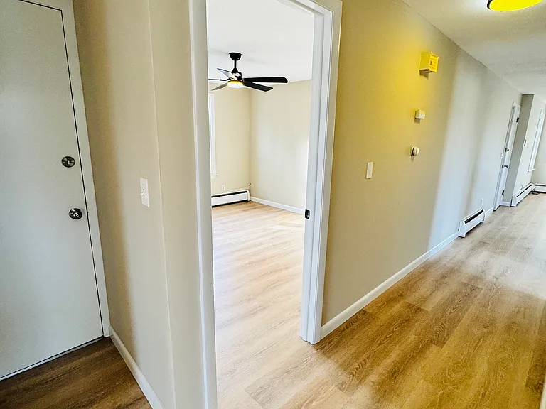 5 Walnut St #2 — Photo 2