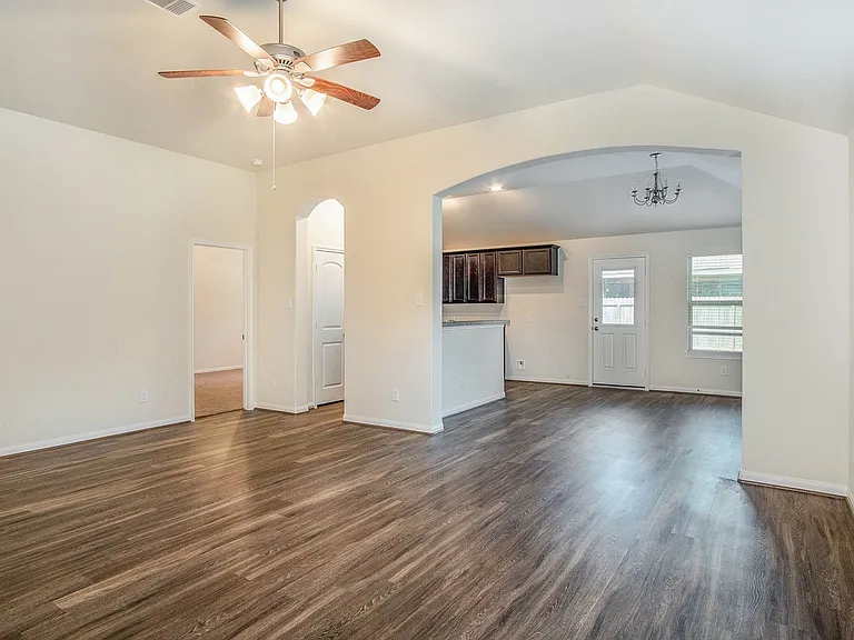 13006 Lazy Ln — Photo 2