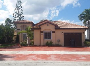 824 NW 132nd Ct, Miami, FL 33182