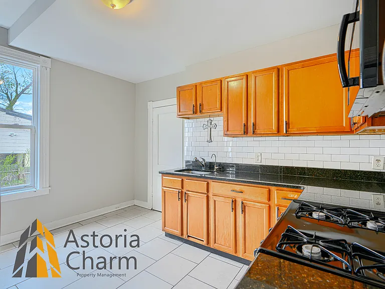 23 S Augusta Ave — Photo 26