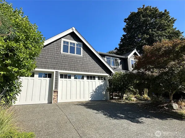 5012 112th Avenue NE, Kirkland, WA 98033