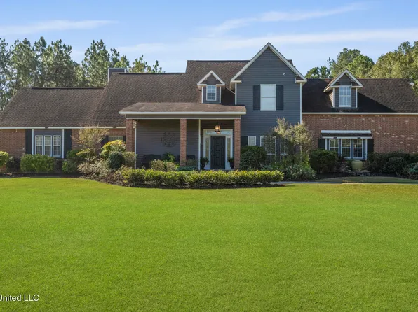 6305 Morningside Dr, Vancleave, MS 39565