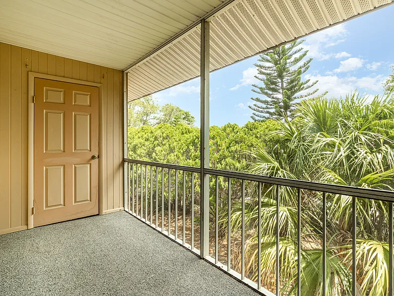 3135 Shady Dell Ln — Photo 38