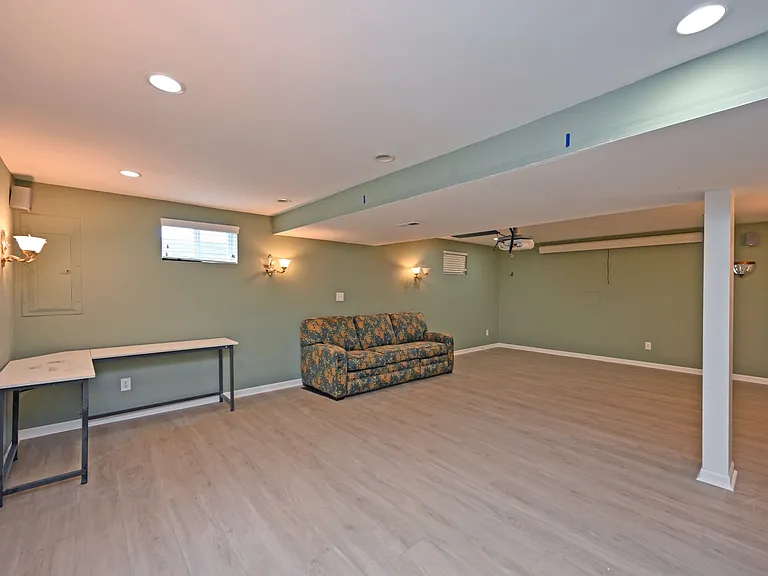 8097 Winding Creek Ct — Photo 42