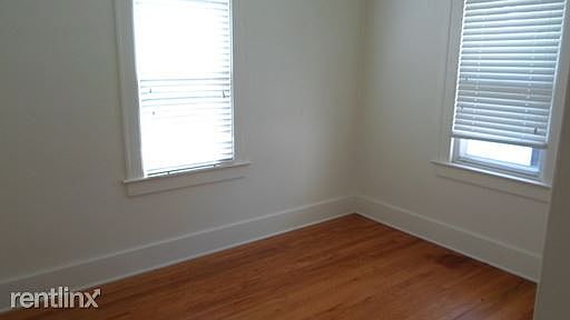 2541 Tiffin bedroom