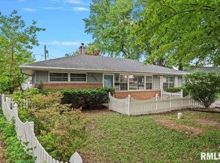 3225 Saxony Rd, Springfield, IL 62703