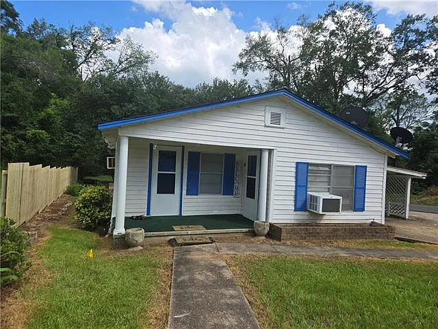 803 Anita St