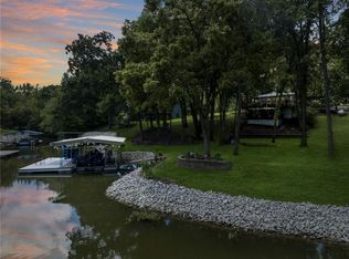 206 Lake Viking Ter, Gallatin, MO 64640