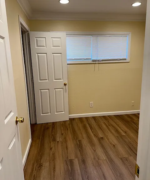 217 Dumbarton Ave #217 — Photo 9