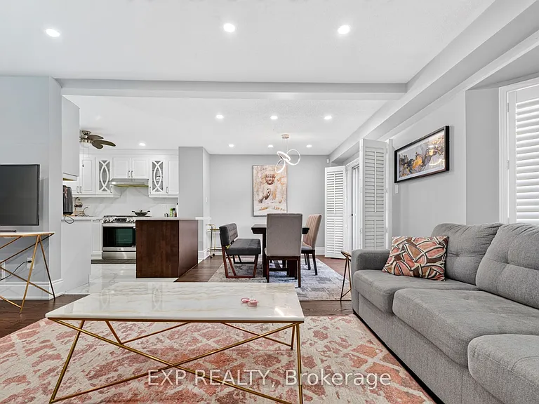 5896 Chorley Pl #UPPER — Photo 12