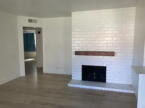 Emerald Ln — Photo 3