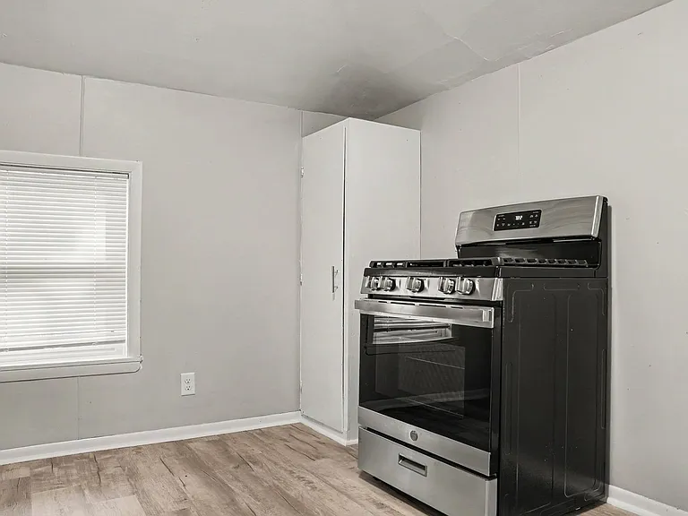 2066 River St #3 — Photo 10