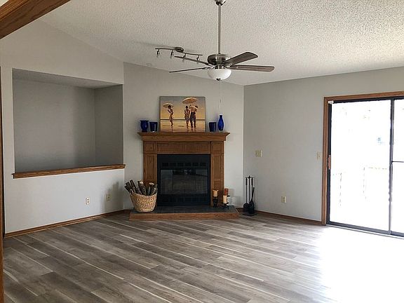 Gas starter on fireplace