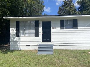 114 Scarborough St #4, Spring Lake, NC 28390