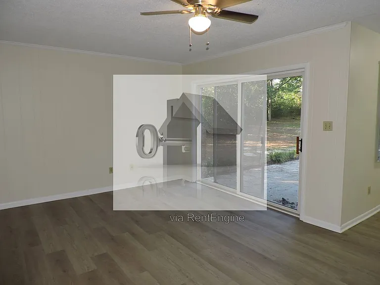 1885 Broyhill Cir — Photo 10