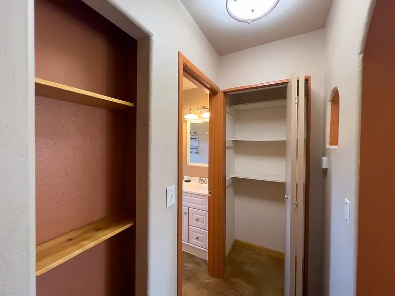 1482 Badger Rd #B — Photo 21