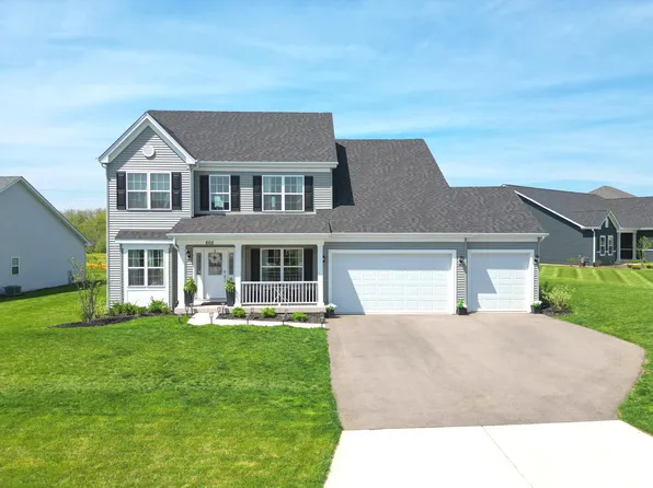 605 Settlers Ridge Dr, Lake Geneva, WI 53147