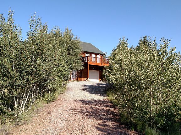 3rd image of 257 Pueblo Dr