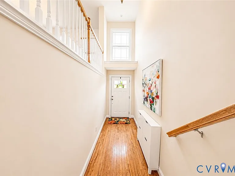 5421 Hickory Ann Dr — Photo 5