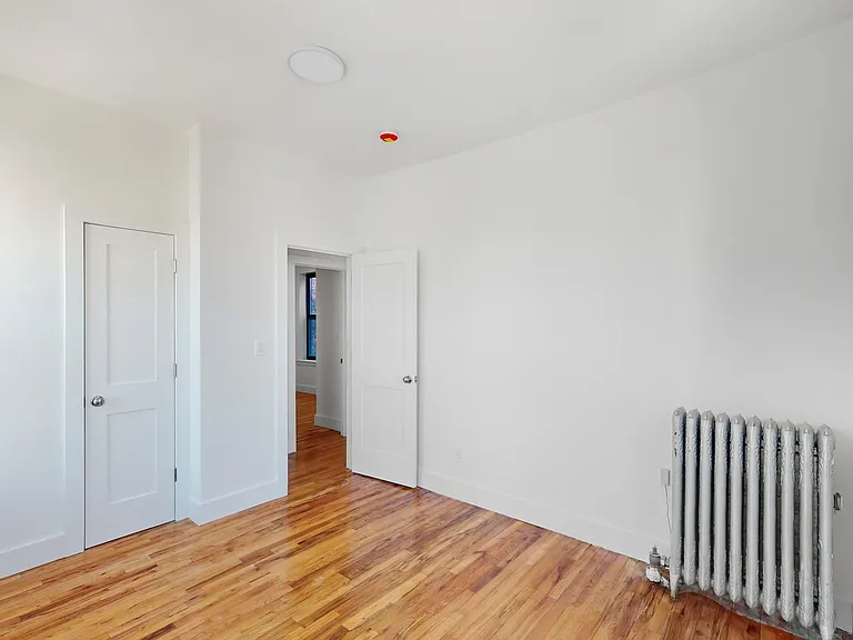 2156 Cortelyou Rd #7 — Photo 11