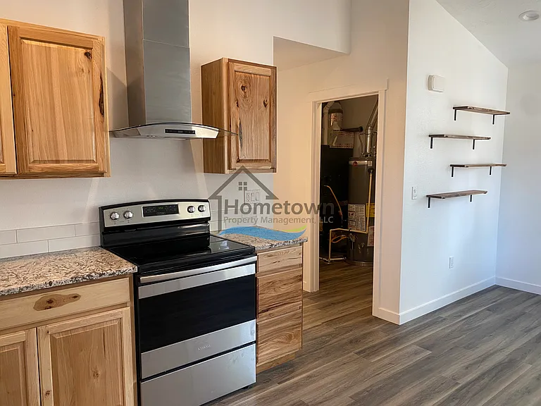 1414 N 13th St — Photo 23