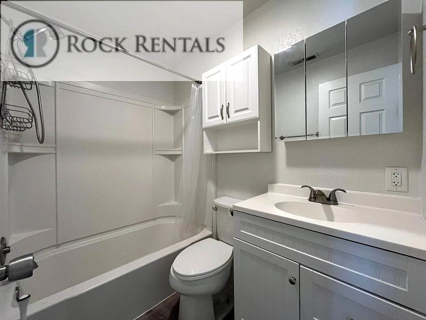 Cute, Nicely Renovated 1 Bed 1 Bath — Photo 4