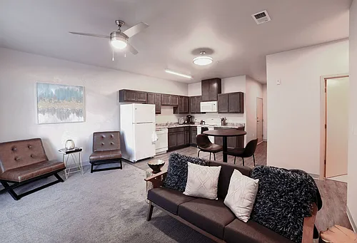 Walnut Street Flats Photo 1