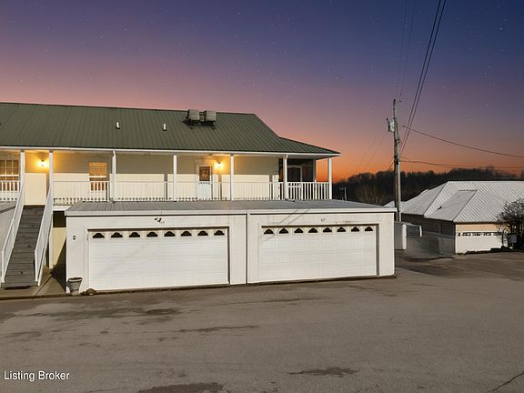 3rd image of 113 Lookout Dr