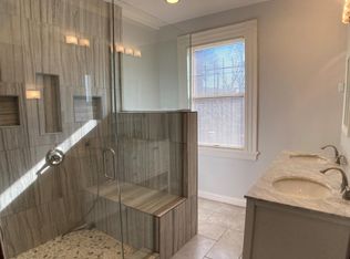 362 Laurel St #C, Hartford, CT 06105