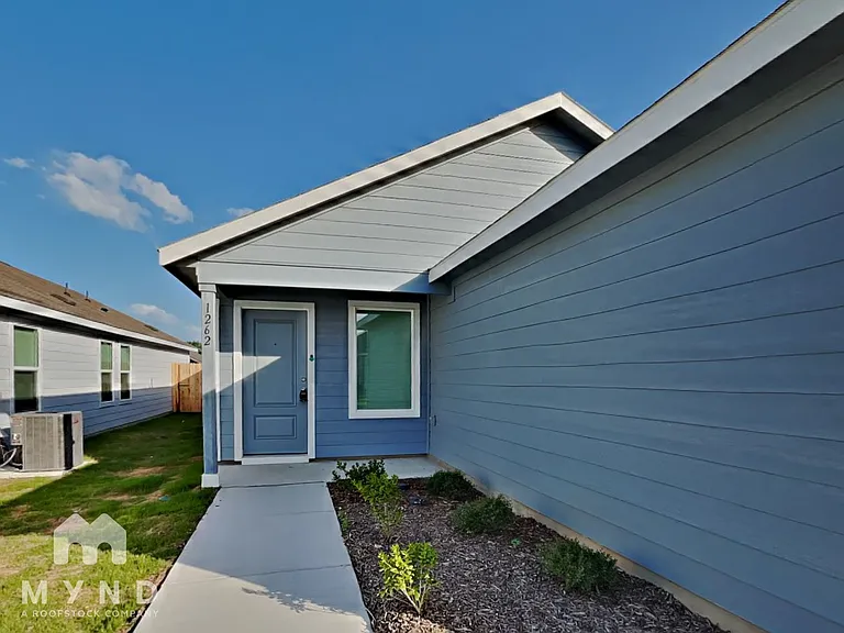 1262 Basswood Dr — Photo 20