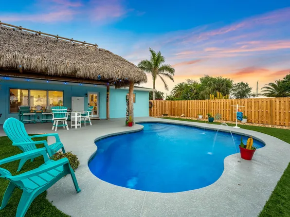 520 Sea Gull Dr, Satellite Beach, FL 32937