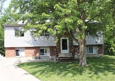 2nd image of 8 Woodknoll Dr