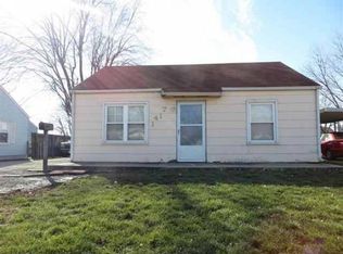 1417 Pulaski St, Lincoln, IL 62656