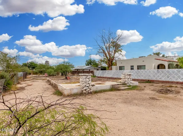32 N Linda Ave #8, Tucson, AZ 85745