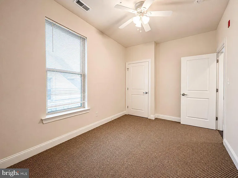 1814 N 16th St #2A — Photo 10