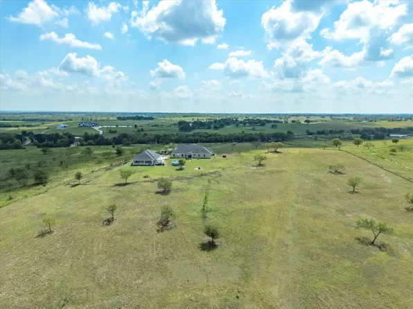 781 Alsdorf Rd, Ennis, TX 75119