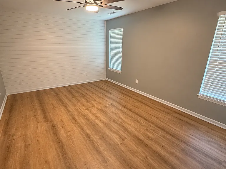 1123 Willow Oak Ln — Photo 6