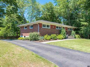 3 Williams Ter, Rensselaer, NY 12144