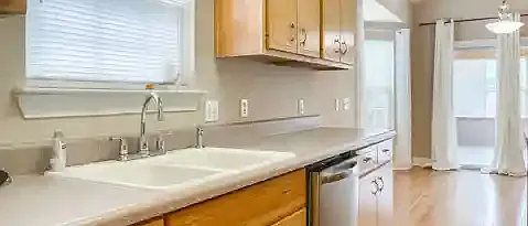 724 Ladner Dr — Photo 6