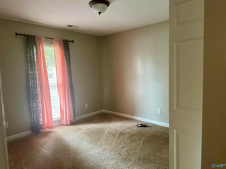 2623 Quarter Ln SE — Photo 13