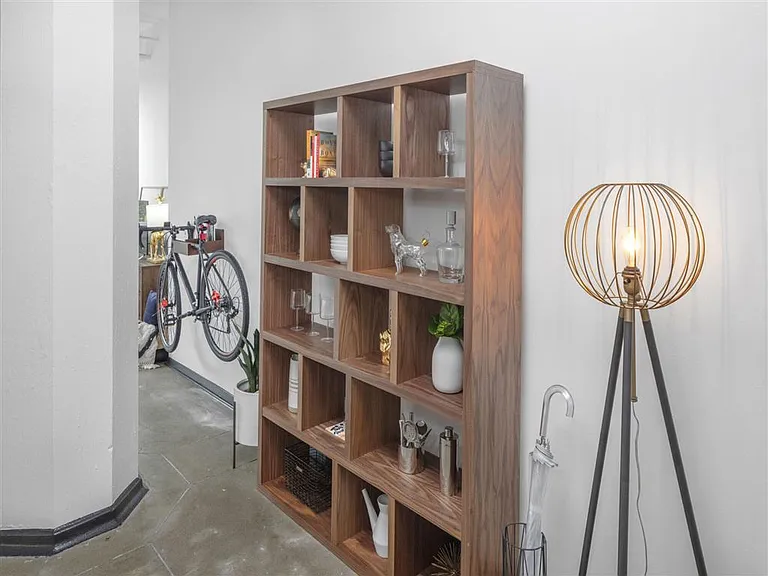 Honeyman Hardware Lofts — Photo 5